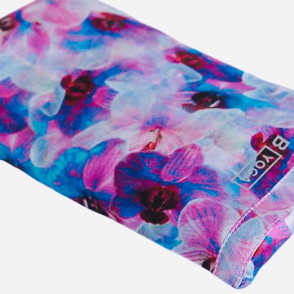 b, halfmoon The Silk Eye Pillow - Picture 1 of 3